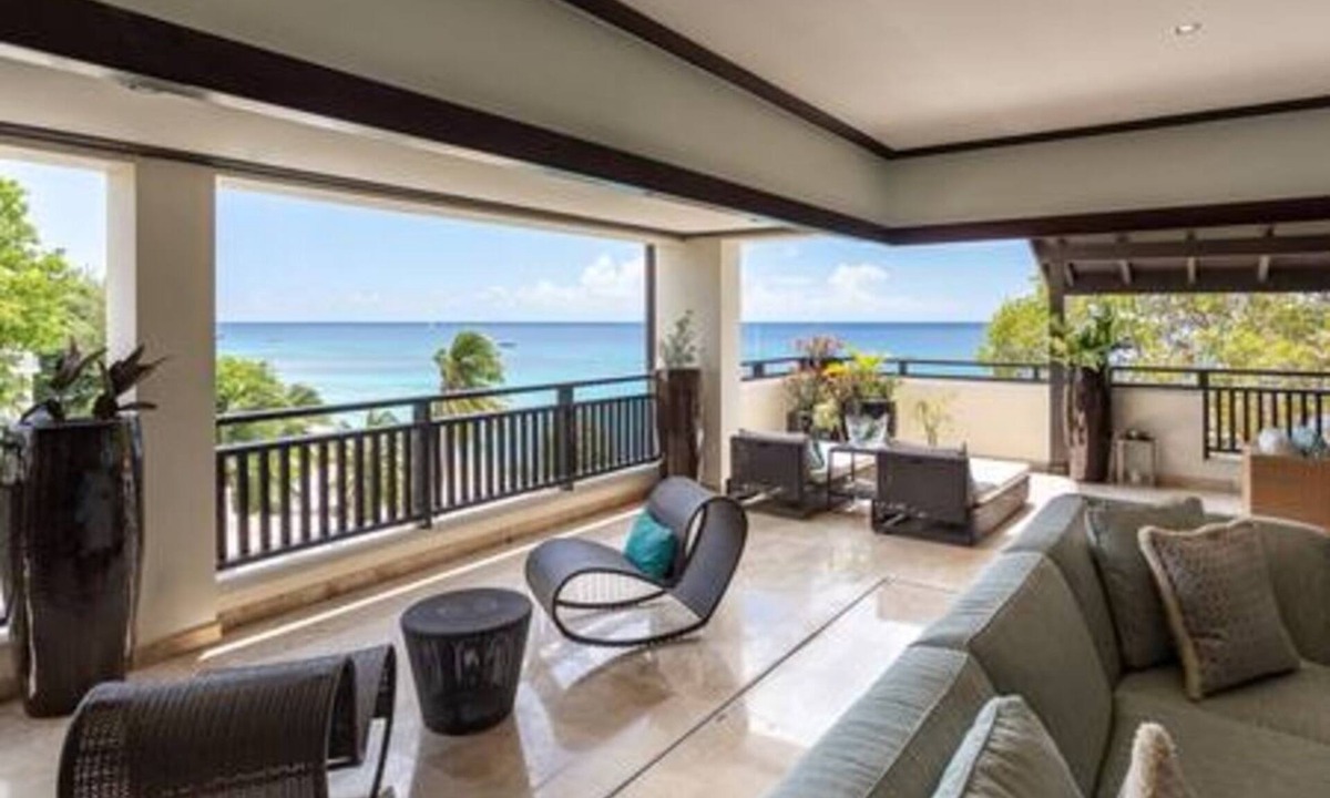 Old Trees Bay House | Crowsnest at Coral Cove by Young Estates