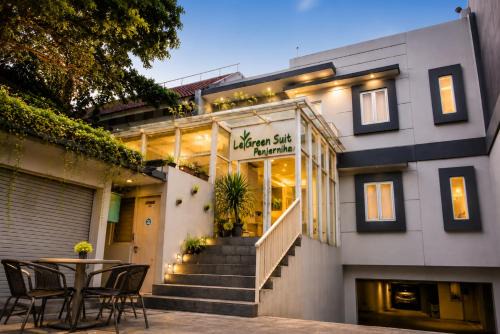 Bendungan Hilir House | LeGreen Suite Penjernihan