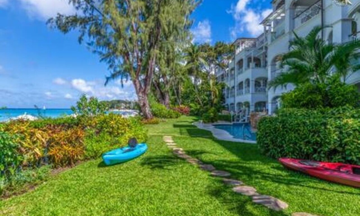 Old Trees Bay Condo | Sea Breeze at Old Trees by Young Estates