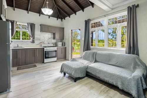 Kent Apartment | Serene Escape - Central & Modern