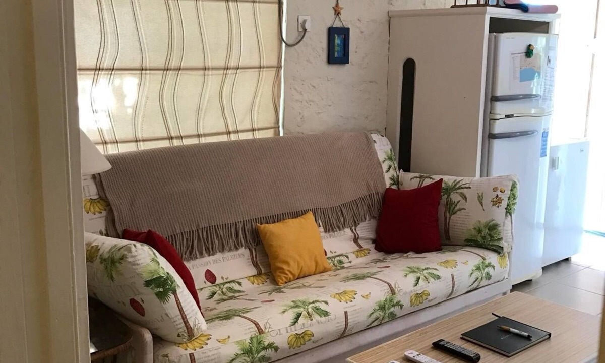 Rockley Cottage | Wonderful 1-bedroom cottage with AC & within walking distance to Rockley Beach
