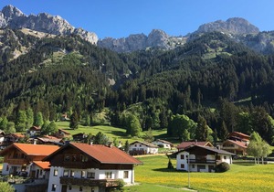 Double room with balcony 2 - Apartments and Pension Mariandl in Nesselwängle