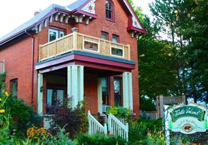 Turtle Island Bed and Breakfast in Gananoque
