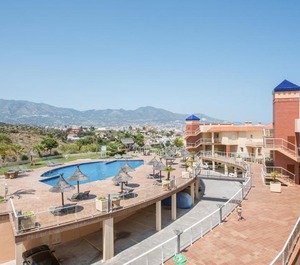 Malibu Mansions 