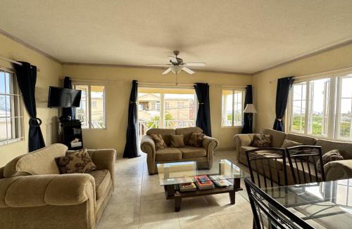 Green Garden Apartment | 8 Coral Haven