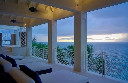 Old Trees Bay Villa | Accented by the finest furnishings and fittings