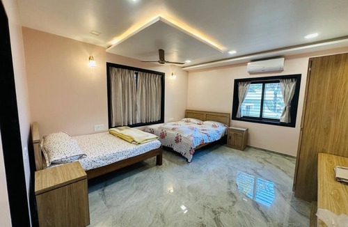 Wai House | Adhiraj Villa is a luxurious villa located in Panchgani-Mahabaleshwar Road.