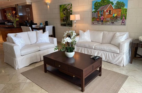 Old Trees Bay Condo | Beachfront, 2 Bedroom Condo.