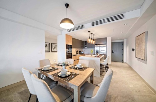Brighton Apartment | Chic Beachfront Condo - Allure 503 (2 bed)