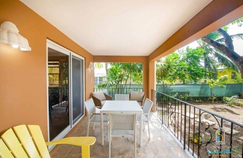 Dover Apartment | Garden Apartment Near Dover Beach, Patio & BBQ