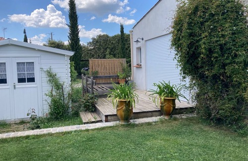 Ventenac-Cabardes Villa | House under the pines with private pool, 10 min from Carcassonne