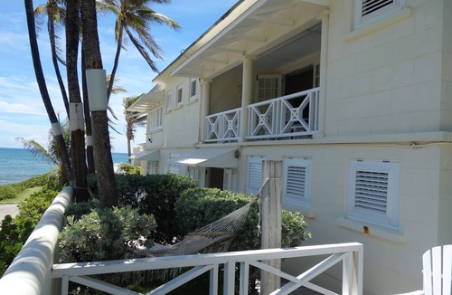 Silver Sands Apartment | Inchcape Seaside Villas right on Silver Sands Beach - Garden Apartment