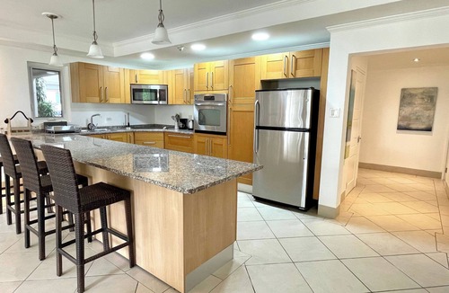 Saint Matthias Condo | PALM BEACH - TROPICAL PARADISE ON THE BEACH