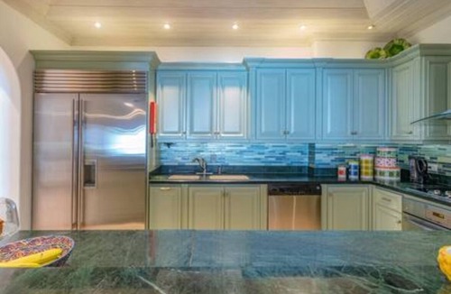 Old Trees Bay Condo | Sea Breeze at Old Trees by Young Estates