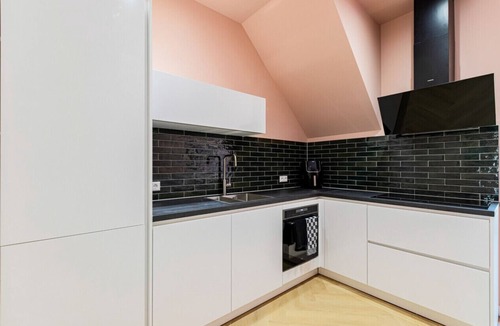 Weesperzijde Apartment | Stylish apartment next to the Amstel river- Unit F
