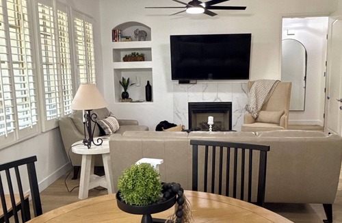 La Quinta Villa | Winter dates going fast! Beautifully renovated 3bd/3bth poolside, mountain views