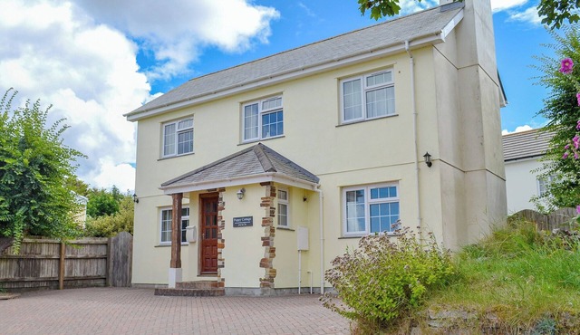 2 bedroom accommodation in Crantock, near Newquay in Newquay
