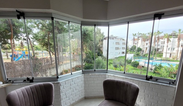 Apartment 2min walk from beach, adult children's pool, in town center in Avsallar