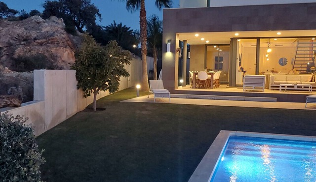 Bahia de las Rocas 2260 Private Pool in Manilva