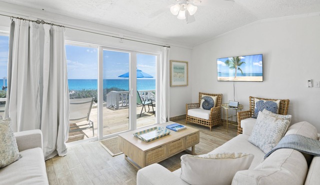 Beachfront Villa Exuma - Calypso House in Exuma