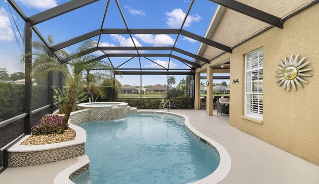 Beautiful 3bed 2bath Just Minutes From The Beach In Naples FL in Naples