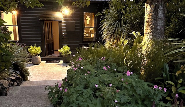 City cottage in Dunedin City