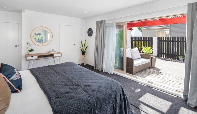 Comfy stylish Central Wellington studio in Wellington