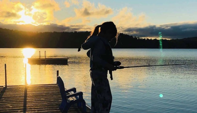 Edge of Lake Lovering - Spa - Solstice in Magog