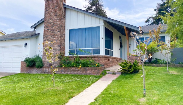 Family Friendly 3 bedroom, 2 bath Homestead located 25 minutes from Monterey in Salinas