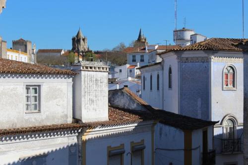 Good Mood Hostel in Evora
