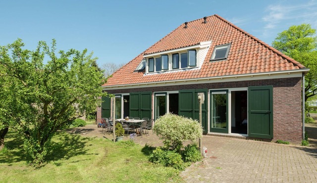 Haven with Garden & Comfort in Zuidoostbeemster