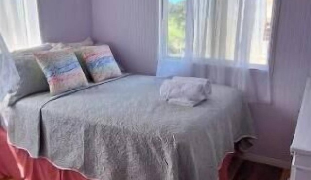 Hidden exquisite home Charming 2-bedroom,2 bathroom home in nice Derricks