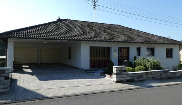 Holiday Apartment WällerAuszeit - 4 bed apartment in Nisterau