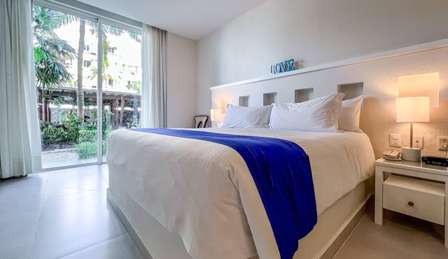 Ixchel Beach Hotel. Steps away from North Beach in Isla Mujeres