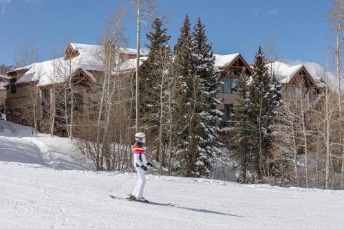 Meadows Run Modern by Exceptional Stays in Telluride