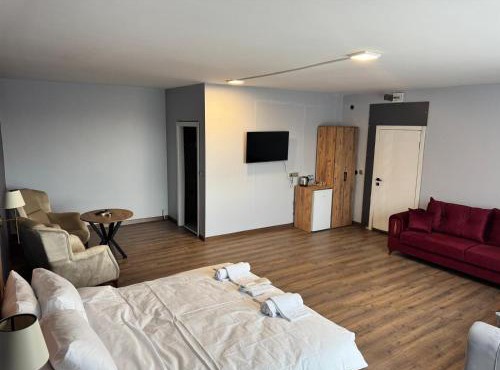 Modern and Spacious Suites in Yasamkent in Alacaatlı