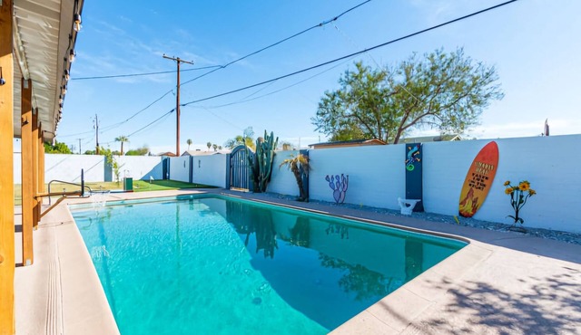 Peoria Paradise -Spacious 4 bed w/Heated Pool, Putting Green, AMAZING backyard! in Phoenix
