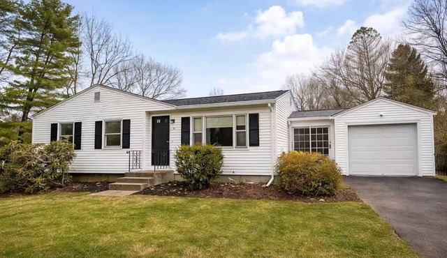 Private Retreat ranch house in South Amherst in Amherst