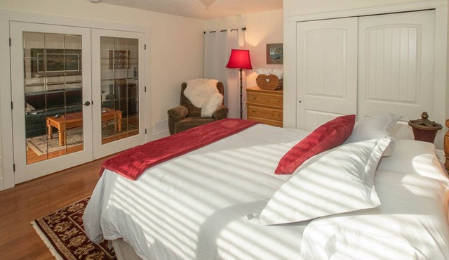 Private suite located on the garden side of our home in Duncan