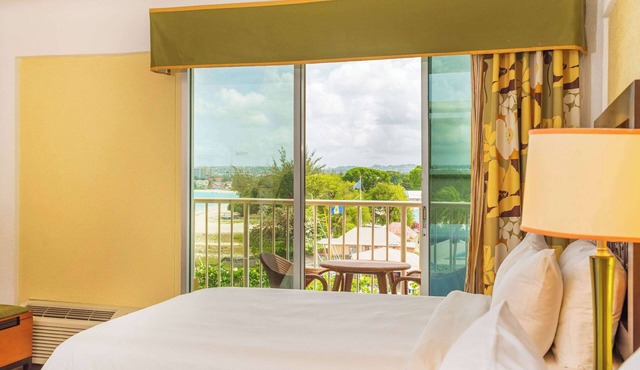 Radisson Aquatica Resort Barbados