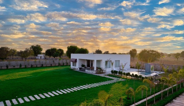 Serene environment with lush green garden. Pollution free environment in Jaipur
