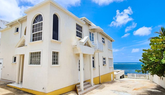 Silver Sands Beachfront Condo, Indoor & Outdoor Dining, Shared Patio - Bar & BBQ