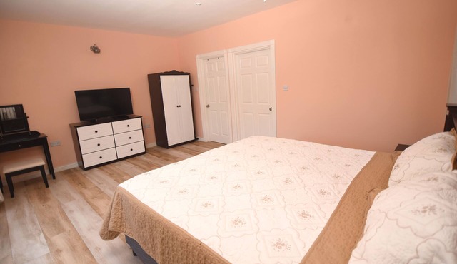 *Sugarmon Villas* Piton Cave Suite with amazing Pergola Balcony View! in Soufriere