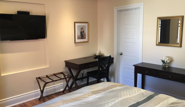 The Century House B&B Ottawa in Ottawa