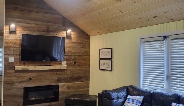 Tiny Beaches/Wasaga/Georgian Bay Cottage for Rent in Elmvale