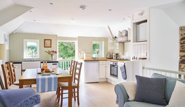 Tor View Trevadlock Manor by Smart Welcomes in Launceston