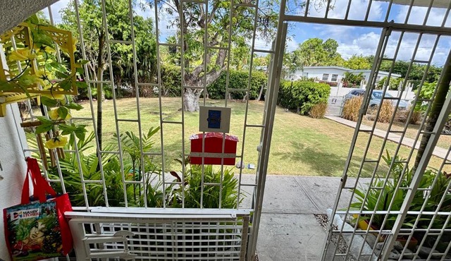 West Coast 1 Bedroom Apartment 66 - Close to beach