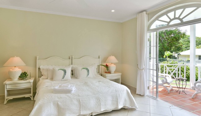 West Coast Villa w/ Beach Club Membership
