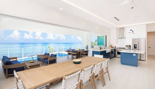 Willow Beach: Family Beach House w/Pool & Backyard Snorkeling; Weeklys Save Up to 20% in Grand Cayman