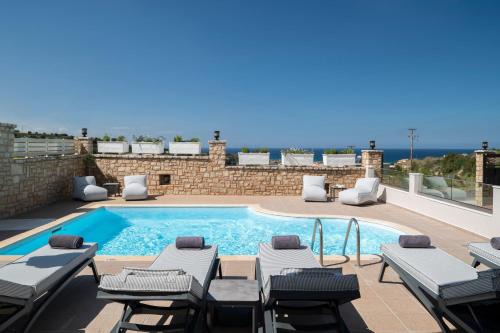 Zen Luxury Complex, Pool & Jacuzzi near Rethymno in Magnisía